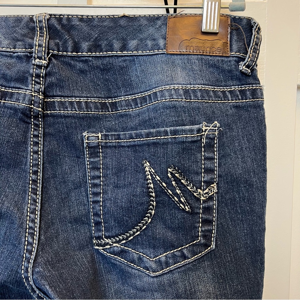 Maurices Women Siz 11/12 Regular Denim Jeans Boot Cut Flare Thick Stitch Western